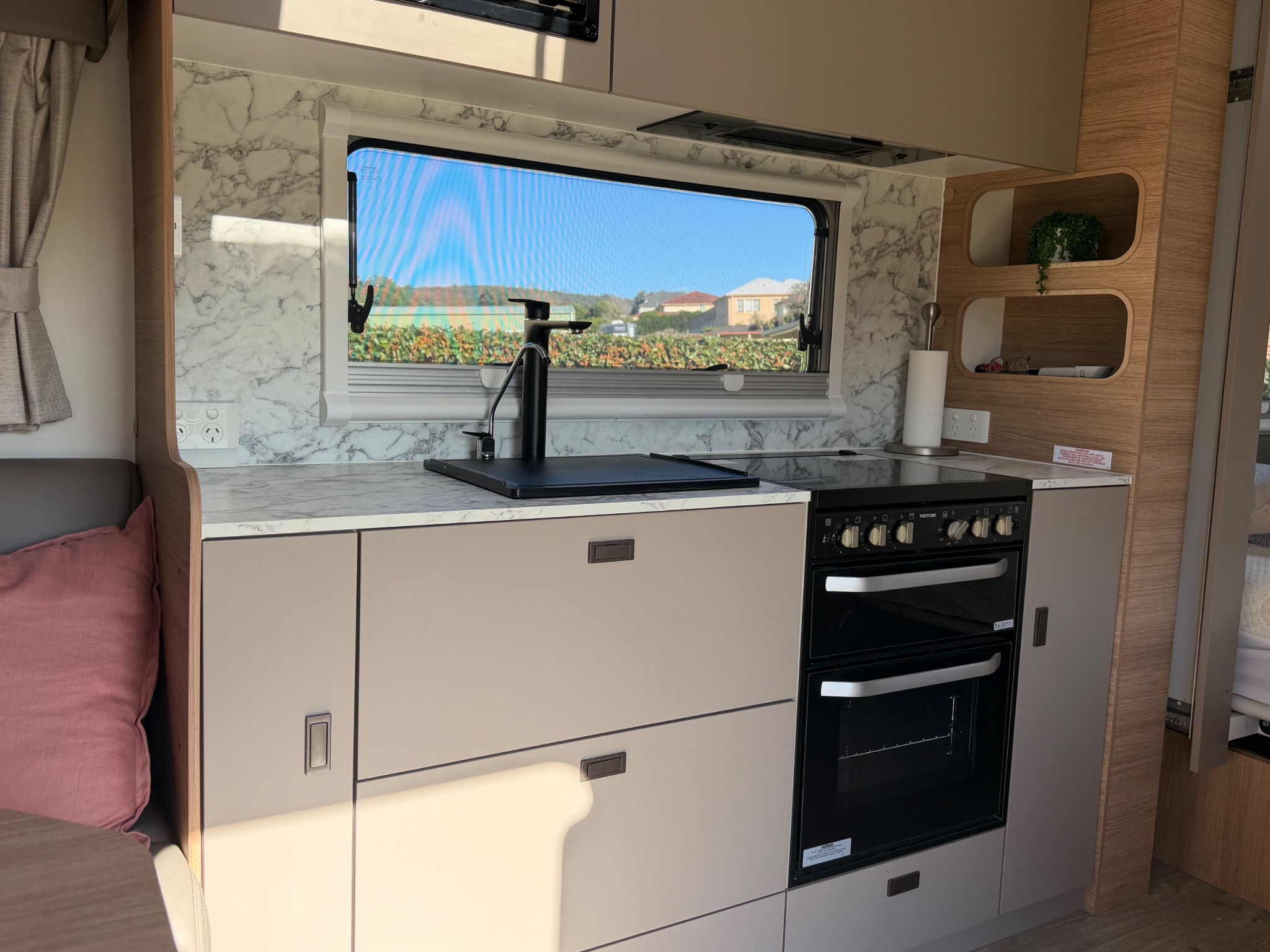 Jayco Silverline 21.65-3 Touring floor plan 2