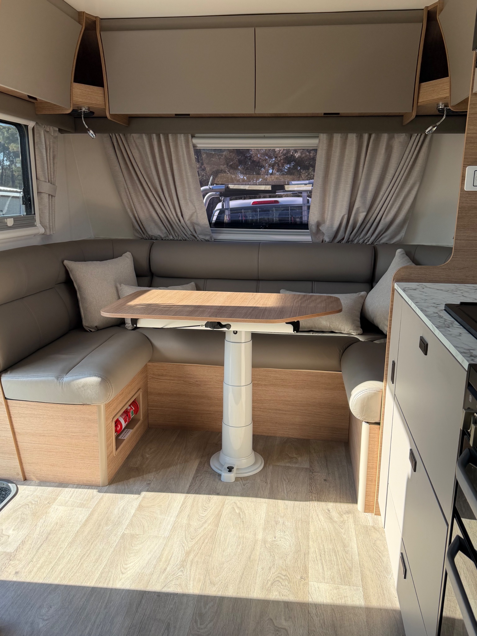 Jayco Silverline 21.65-3 Touring floor plan 1